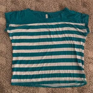 Loose fitting casual dress T-shirt